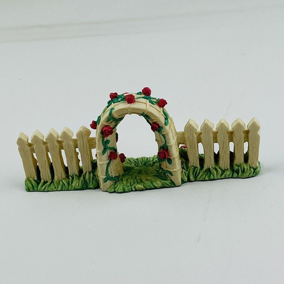 Cottontail Lane Rose Resin Arbor Picket Fence Easter Midwest of Cannon Falls - Picture 3 of 7